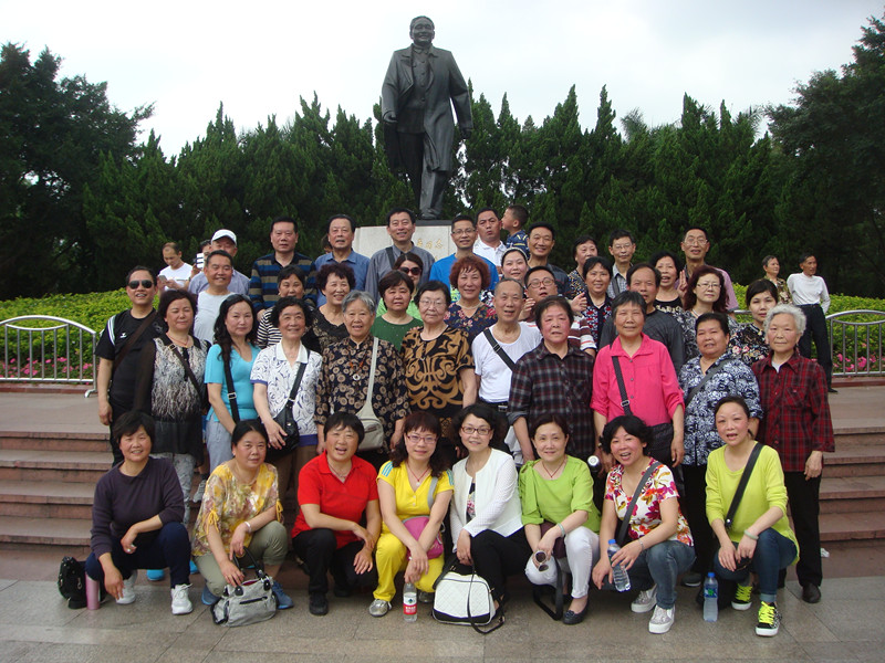 寶業(yè)集團公司退休職工第一批“港、澳”游